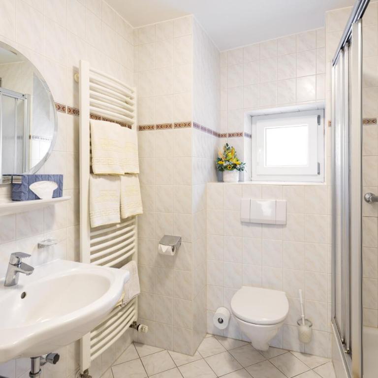 Hotel Bergfried & Schönblick - Apartment mit 2 Schlafzimmern - 6