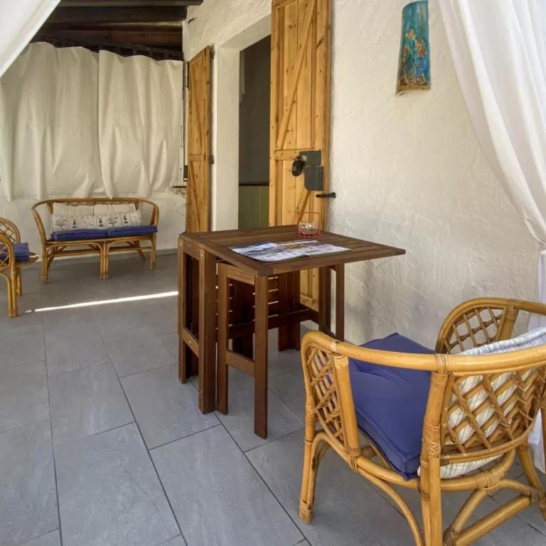 Maria's Guest House Residenze Tamerici San Teodoro - Two-Bedroom Townhouse - 6