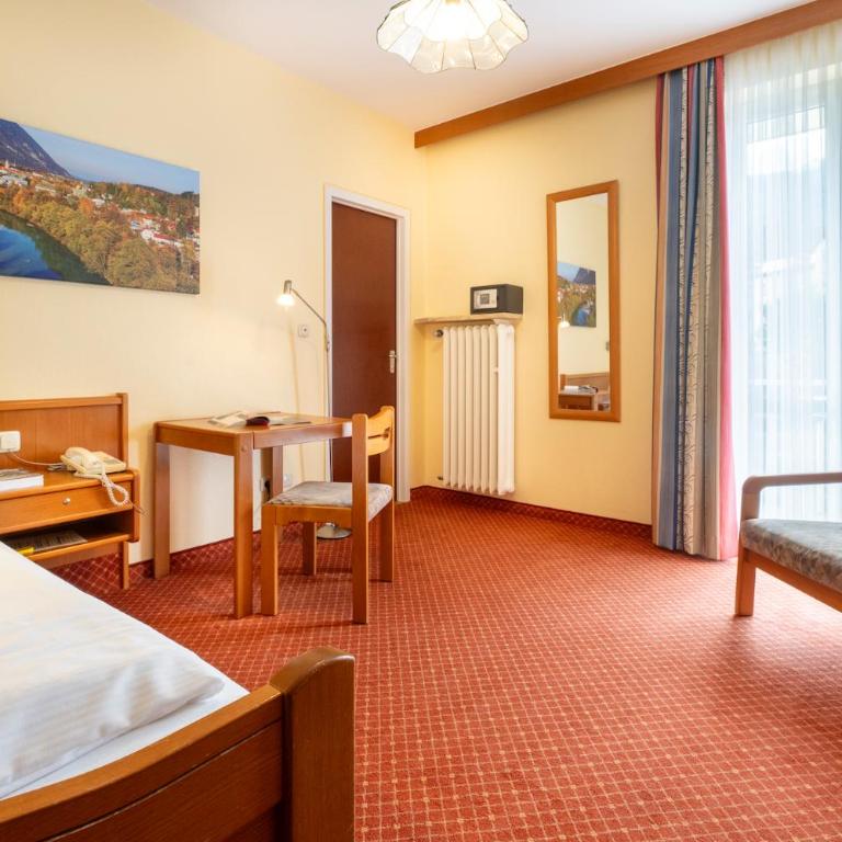 Hotel Bergfried & Schönblick - Deluxe Einzelzimmer mit Balkon - 3