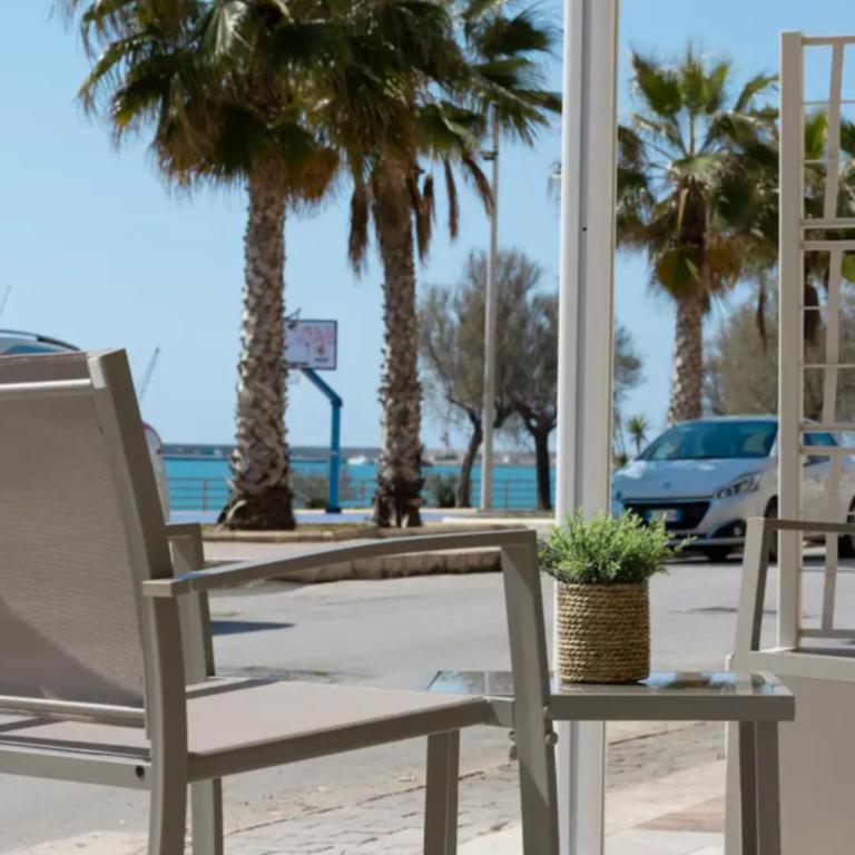 Pozzallo cozy house vista mare - Three-Bedroom Apartment - 14