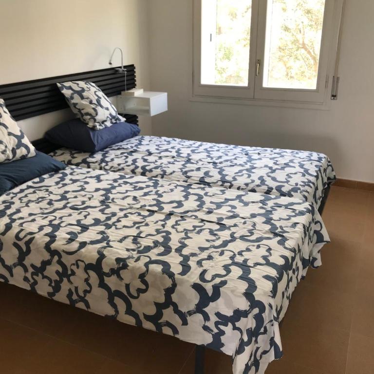 Stunning sea views from luxury 4 bed apartment close to beach at Cap Ras - Apartamento de 2 dormitorios - 4