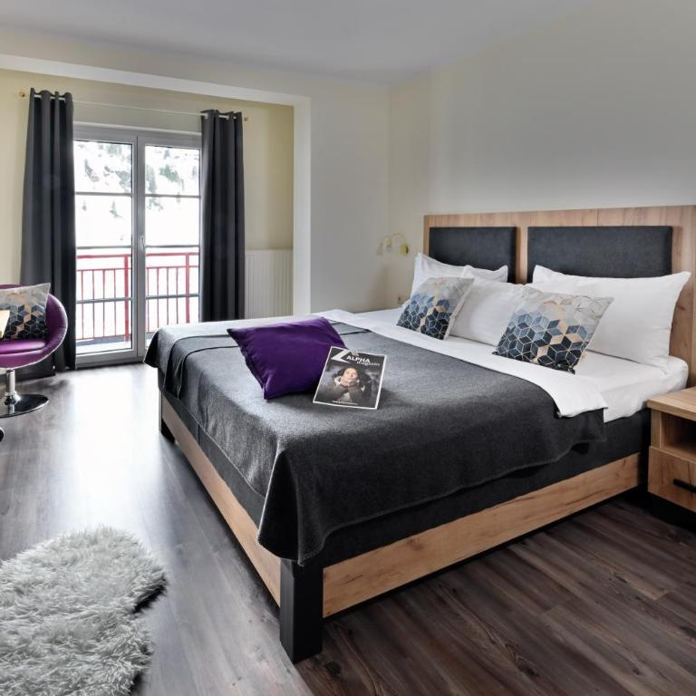 ALPHAtauern Health Resort - Adults Only 15 plus - Comfort Doppelzimmer mit Balkon - 4