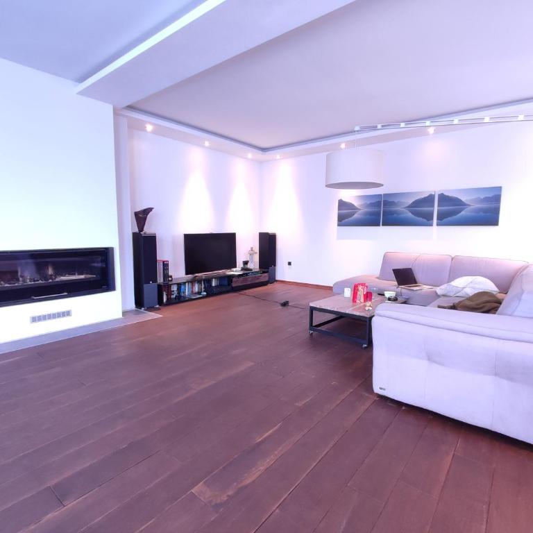 Šumarak Lodge - Vila sa 3 Spavaće Sobe - 48