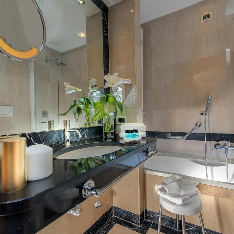 Cardinal Hotel St. Peter - Superior Double or Twin Room with Terrace - 5