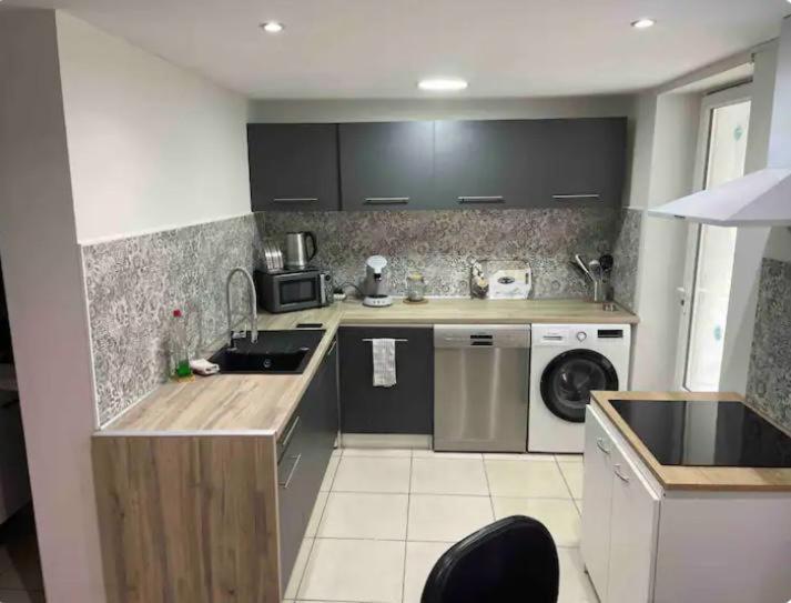 Appartement au cœur de centre-ville de Marseille - Apartment - 24