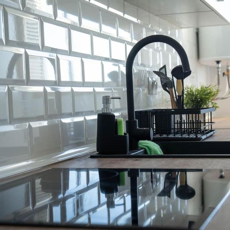 Spacious three bedroom penthouse - Penthouse Apartment - 8
