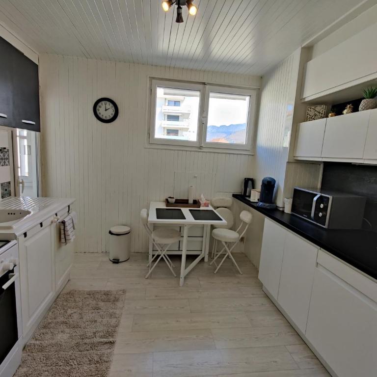Appartement T3 à Annecy - Apartment mit 2 Schlafzimmern - 13