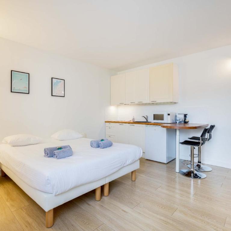 Agence des Résidences - Appartements privés du 45 CROISETTE - Standard - Studio Standard avec Vue sur la Ville - 2