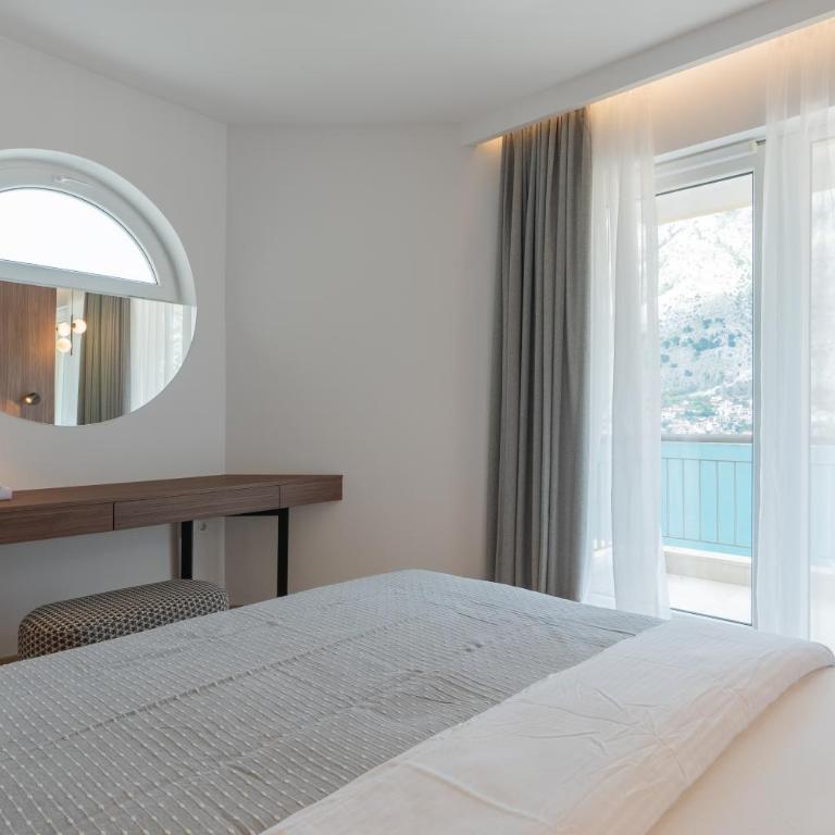 Vista Premium Apartment - Two-Bedroom Apartment - 20