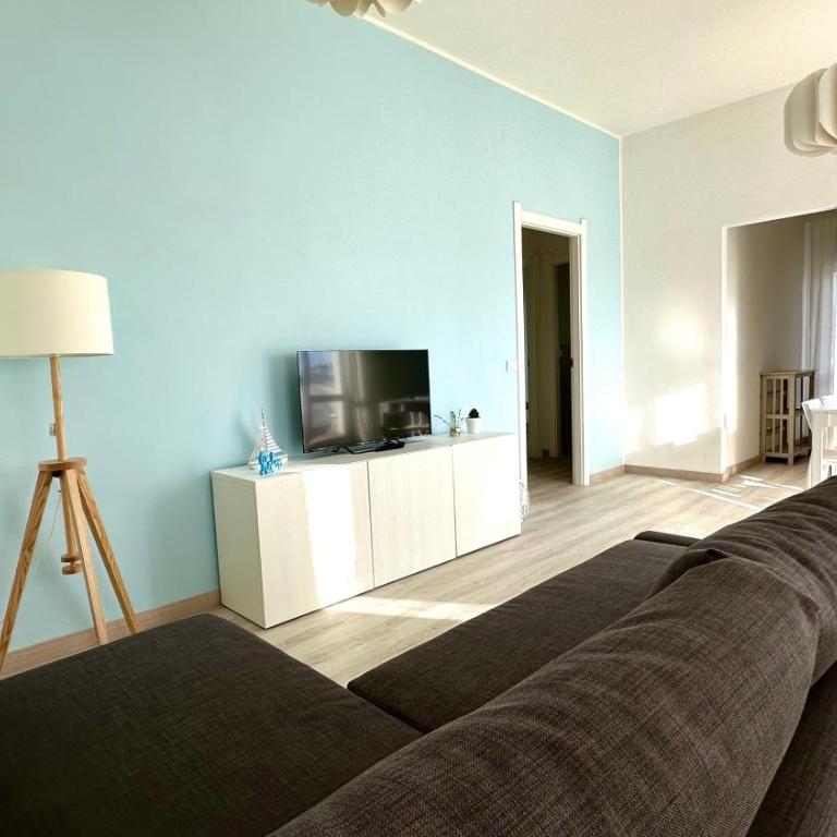 Marcelli, trilocale ristrutturato con terrazzo vista mare - Two-Bedroom Apartment - 10