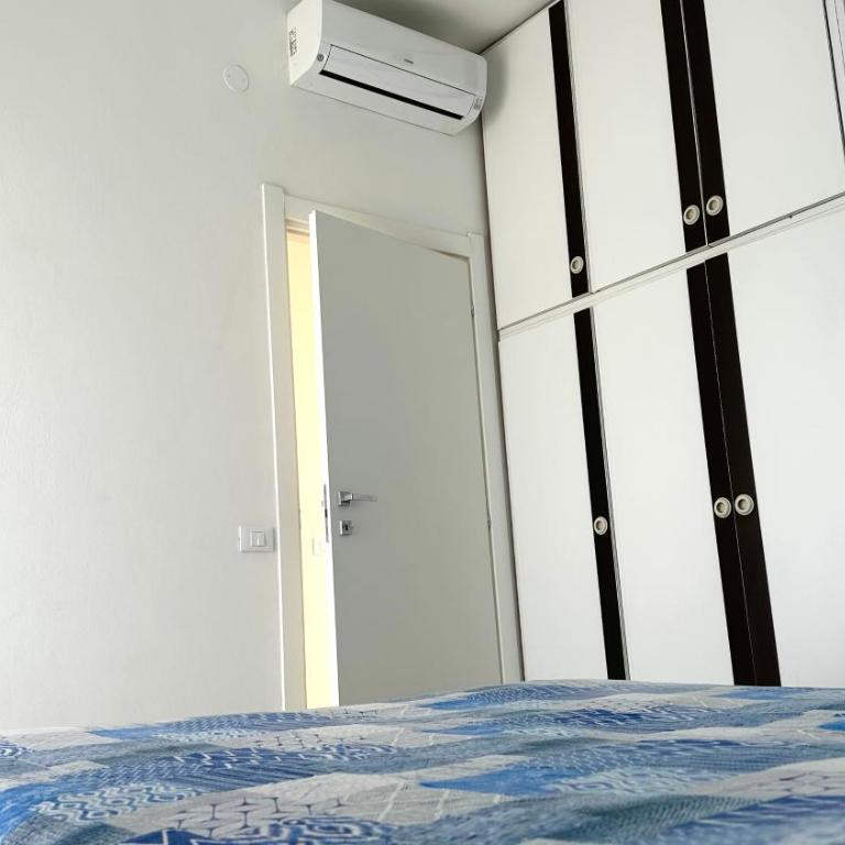 Marcelli, trilocale ristrutturato con terrazzo vista mare - Two-Bedroom Apartment - 22