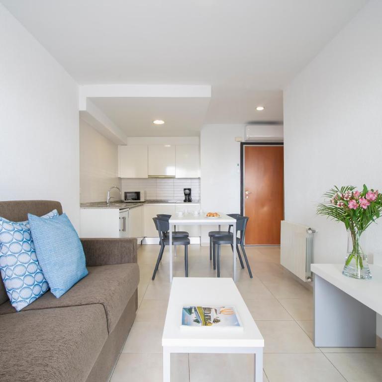 Pierre & Vacances Benidorm Levante - Adults Recommended - One-Bedroom Apartment (2-4) - 20