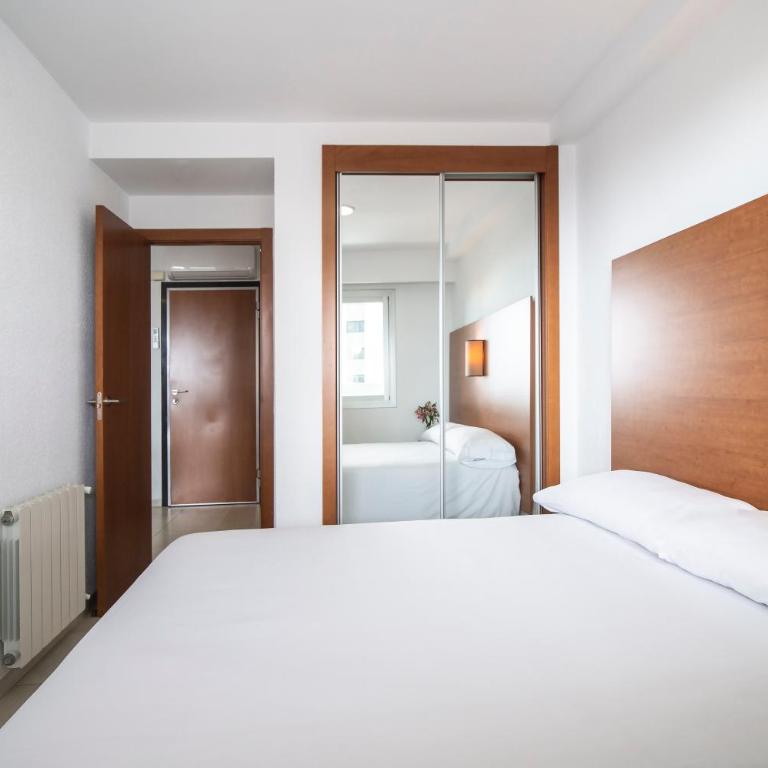 Pierre & Vacances Benidorm Levante - Adults Recommended - One-Bedroom Apartment (2-4) - 21