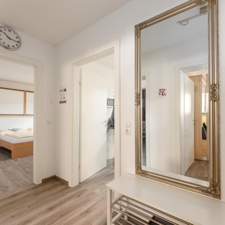 Linz CITY - Apartment mit 2 Schlafzimmern - 9