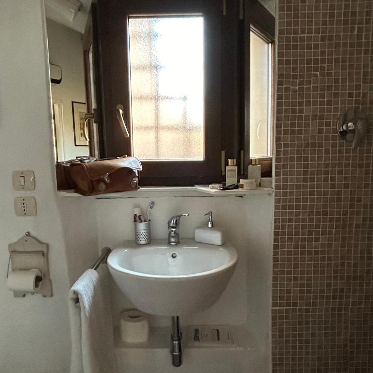 "PALAZZO SABBIONI" Romantic Apartment with Kitchen Park View - Appartamento con 1 Camera da Letto - 20