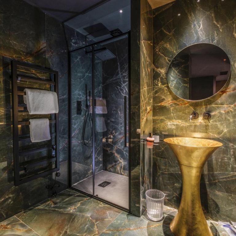 Hotel Touring - Junior Suite - 7