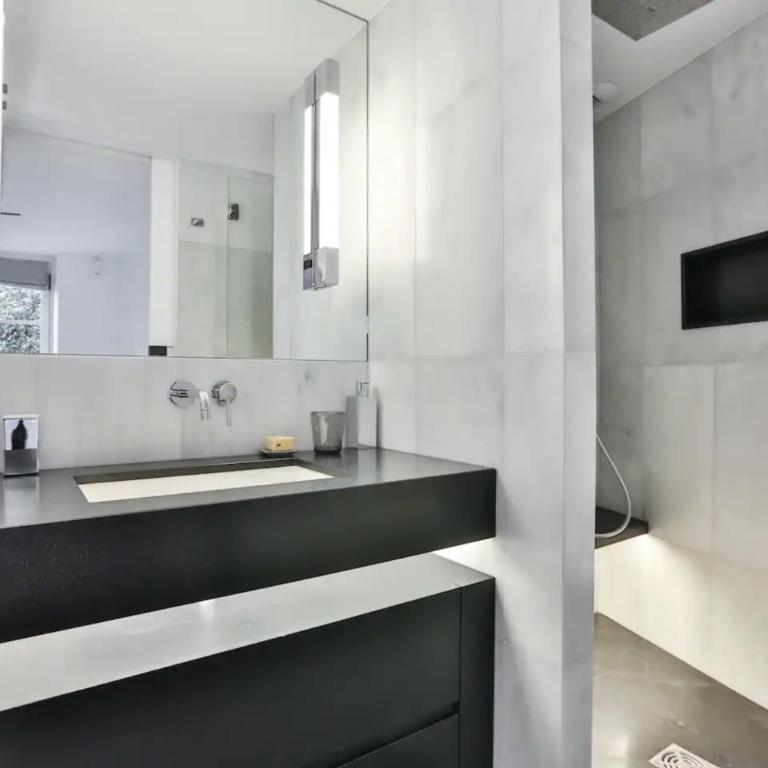 St-Germain/Louvre - Stylish townhouse of 1600 - Appartement 2 Chambres Deluxe avec Balcon - 47