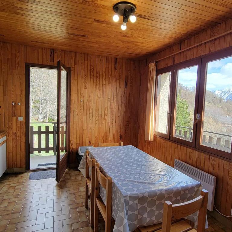 Appartement spacieux, 6 pers, 2 ch, balcon, Saint-Michel-de-Chaillol - FR-1-393-135 - Appartement (6 Adultes) - 3