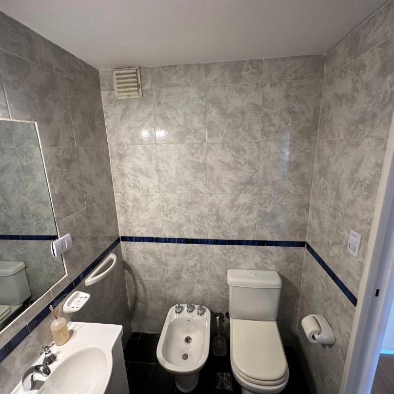 Charming & Comfy Almagro Gem: Balcony ~ Double Bed - One-Bedroom Apartment - 21