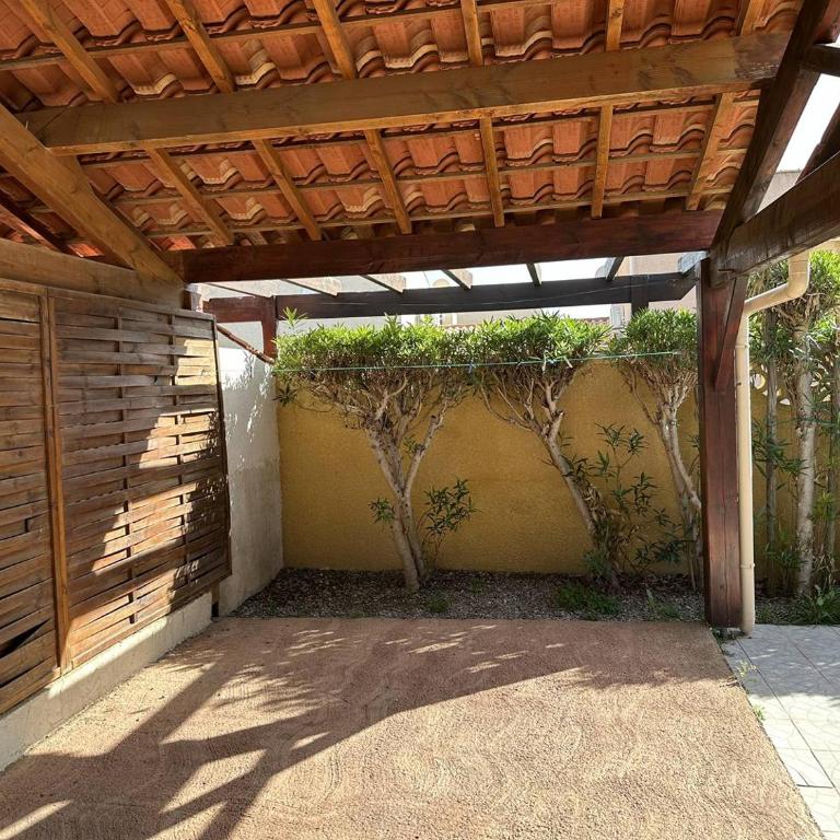 HOLIDAYLAND 302 VILLA T3 MEZZANINE 8 couchages climatisé NARBONNE PLAGE - Maison 2 Chambres - 12