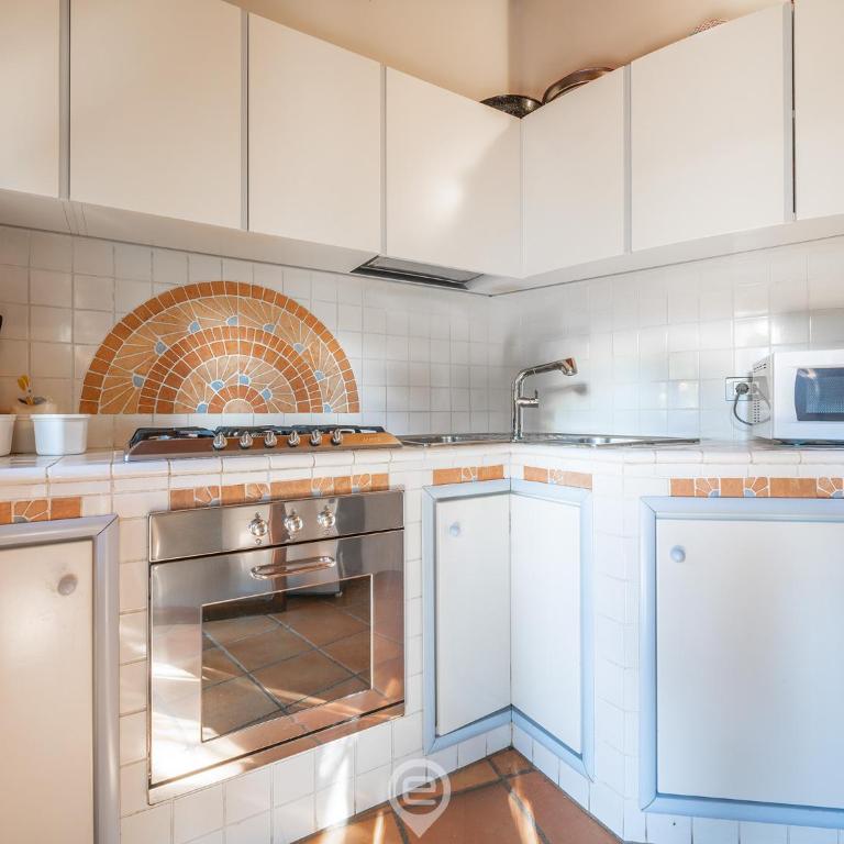 Villa Giada - Three-Bedroom House - 12