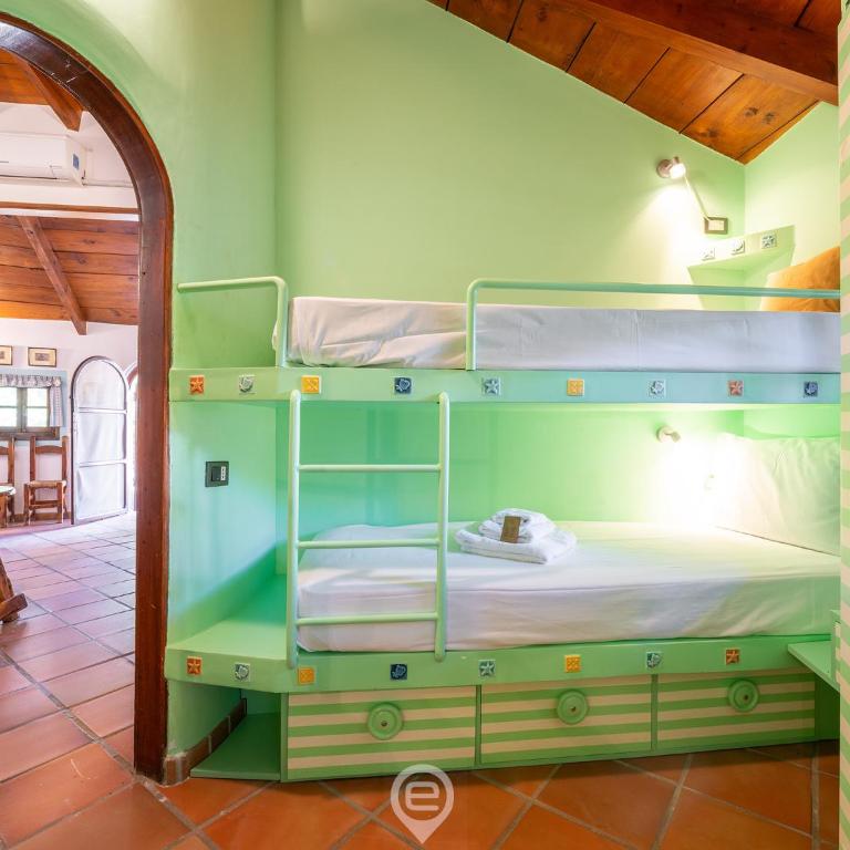 Villa Giada - Three-Bedroom House - 24