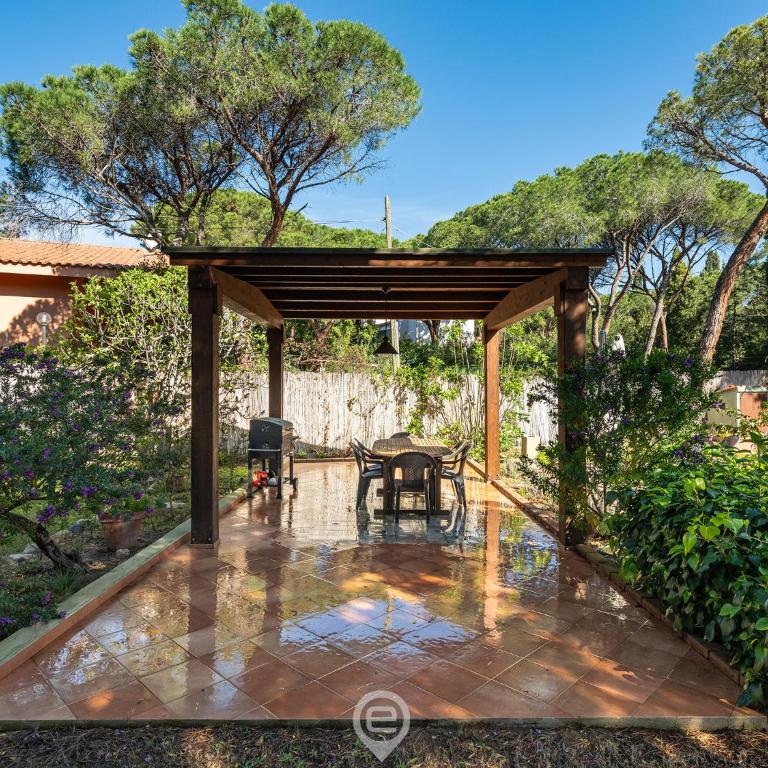 Villa Giada - Three-Bedroom House - 36
