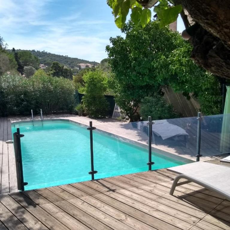 Au calme, piscine et spa privés - Maison 3 Chambres - 5