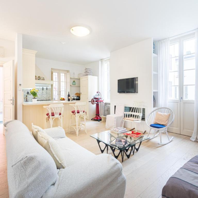 GuestHost - Teatro Regio Exclusive Apartment - One-Bedroom Apartment - 1