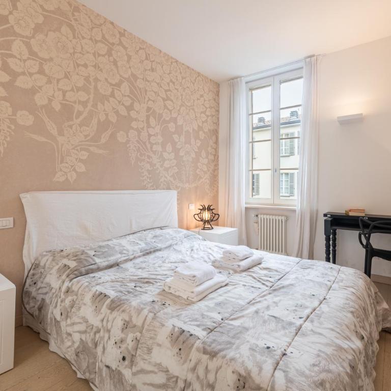 GuestHost - Teatro Regio Exclusive Apartment - One-Bedroom Apartment - 2