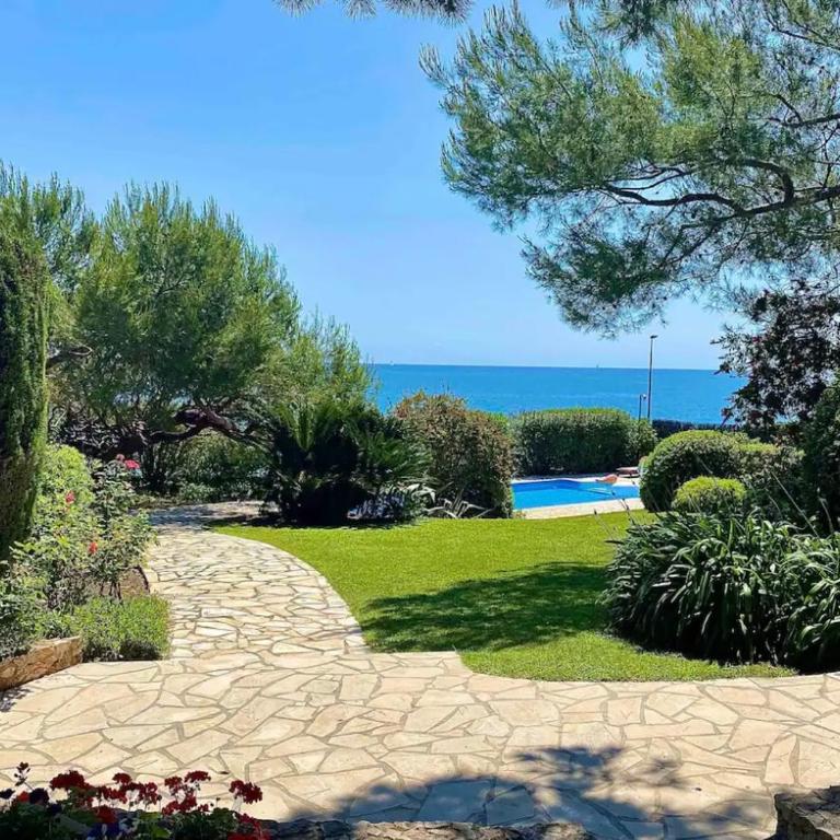 Cap d’Antibes Sea view villa - Villa - 13