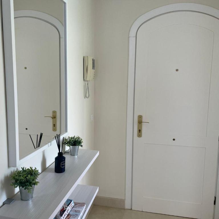 Santa Maria Village, Elviria, Marbella - Two-Bedroom Apartment - 17