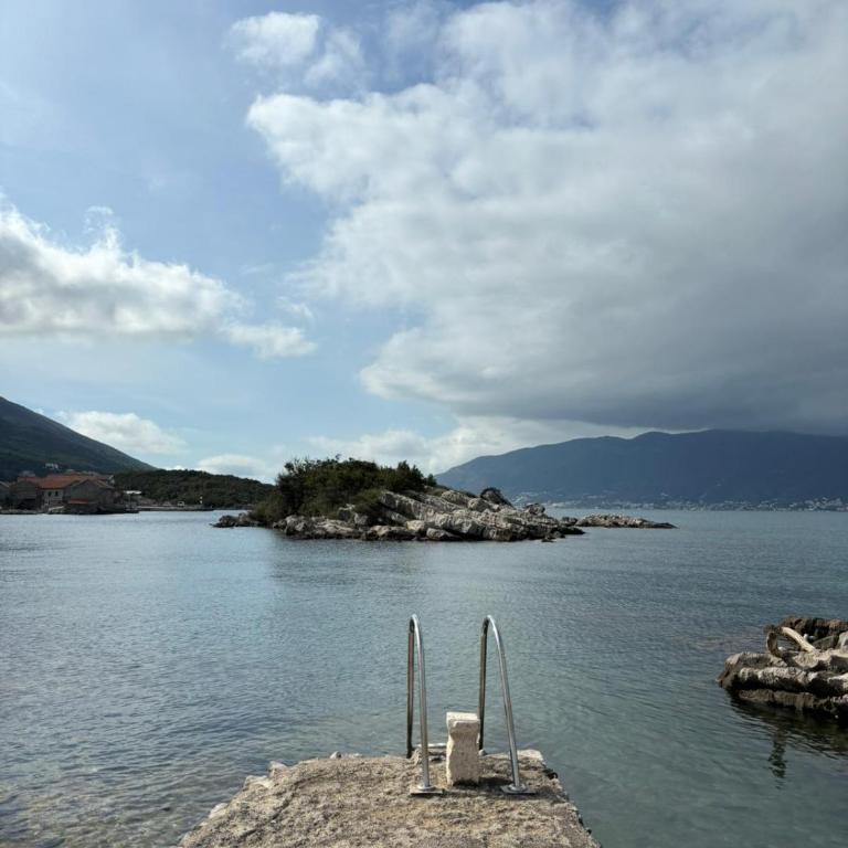 Bay House Kakrc - Two-Bedroom House - 23