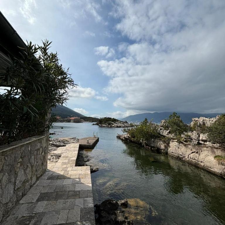 Bay House Kakrc - Two-Bedroom House - 28