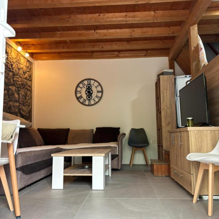 Bay House Kakrc - Two-Bedroom House - 6