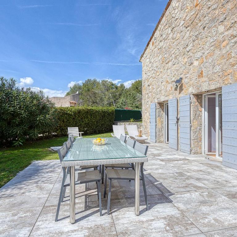 Gîte LES PINS climatisé piscine jardin parking - Maison 2 Chambres - 8