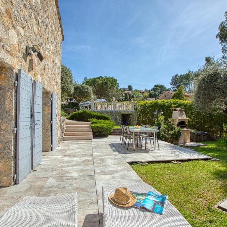 Gîte LES PINS climatisé piscine jardin parking - Maison 2 Chambres - 3
