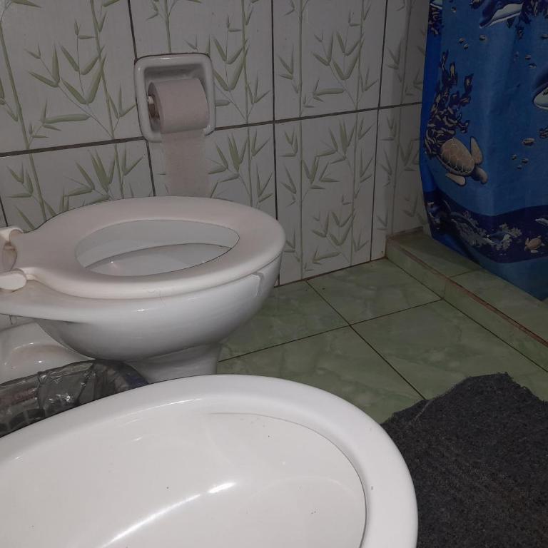 Alojamiento El Bosque - Family Room with Shower - 13