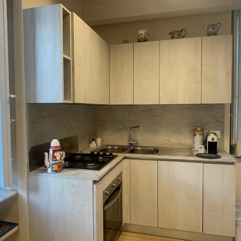 Charm and Quiet CATANIA - Double Room with Private Bathroom - 9