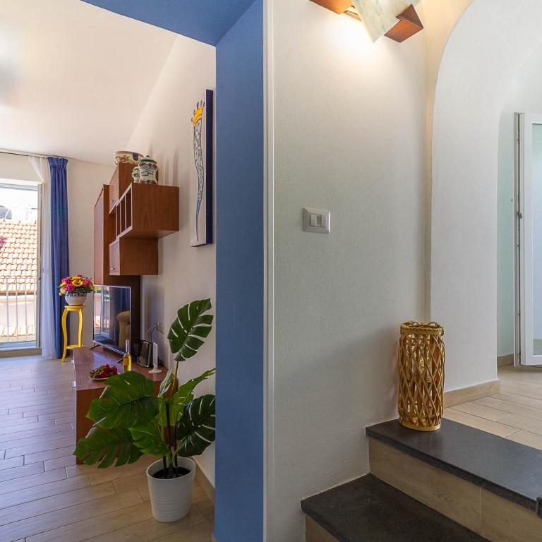Vivaldo Suite Accademia - Boutique Penthouse in the Heart of Sorrento - Apartment - 17