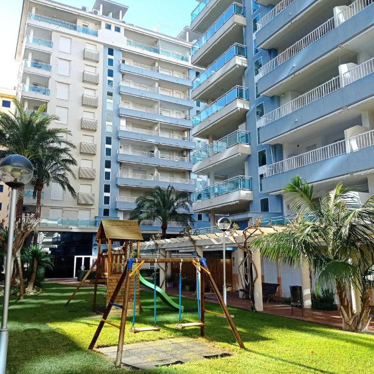 Palmeras III Solo Familias Serviplaya!!! - Apartamento de 2 dormitorios - 40
