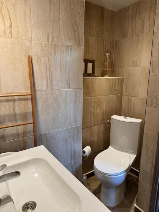 Appartement de plain-pied avec jardin - One-Bedroom Apartment - 19