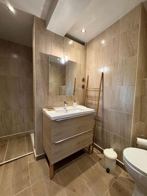 Appartement de plain-pied avec jardin - One-Bedroom Apartment - 16