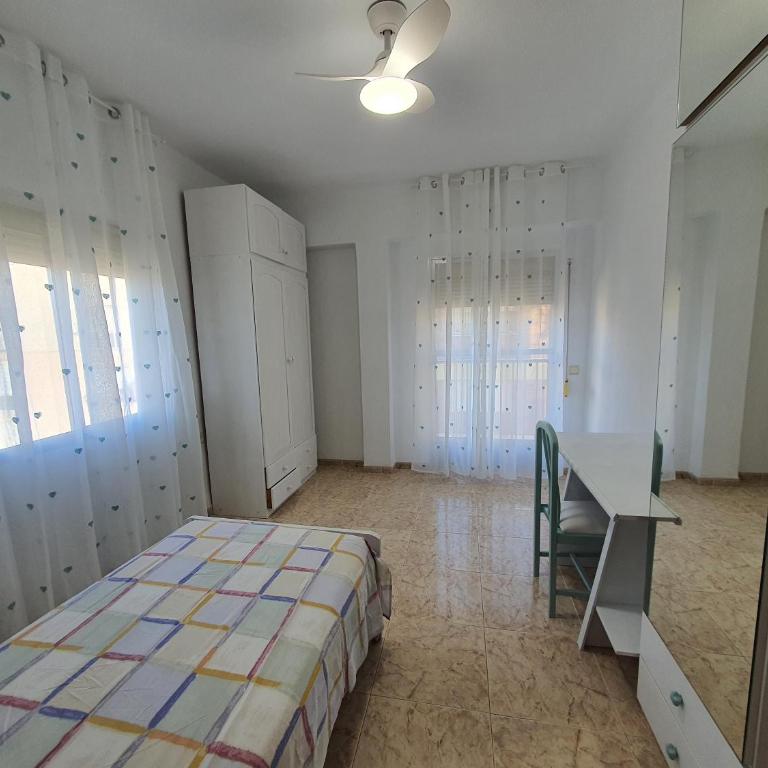 Piso cerca playa Almeria - Apartamento - 13