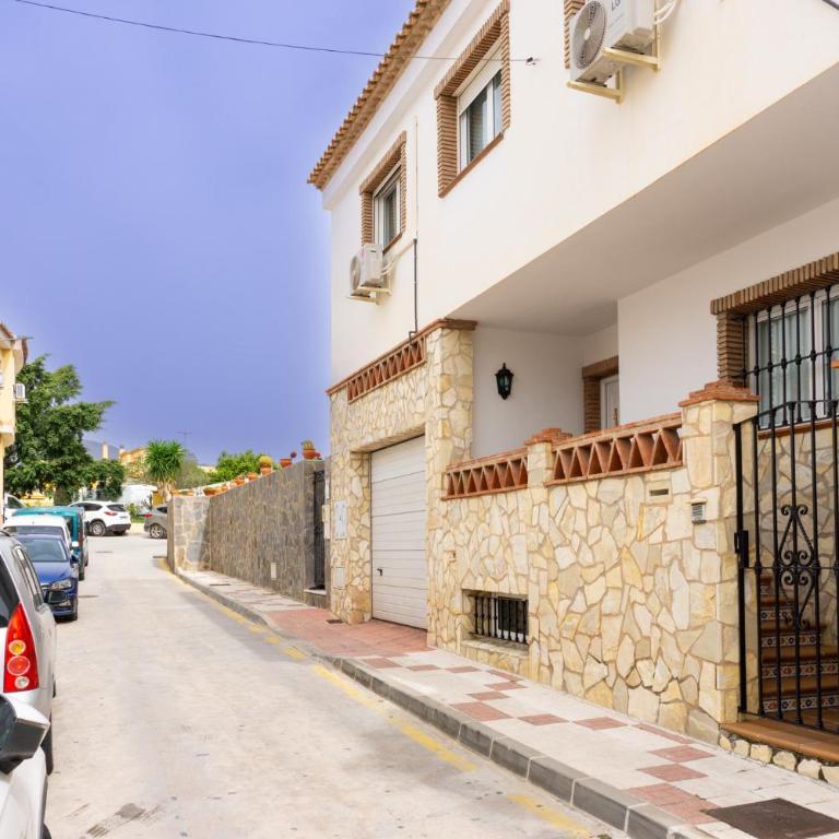House Pool & Parking Malaga - Casa de 4 dormitorios - 33
