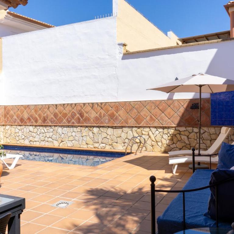 House Pool & Parking Malaga - Casa de 4 dormitorios - 1