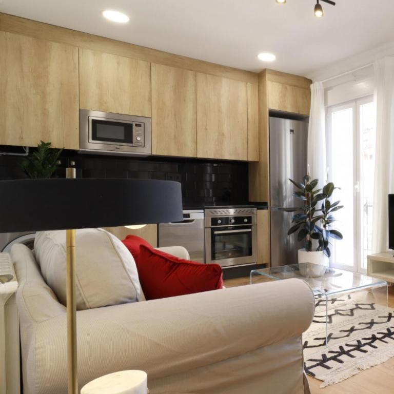 Apartamentos Madrid Río - Double Room - 14