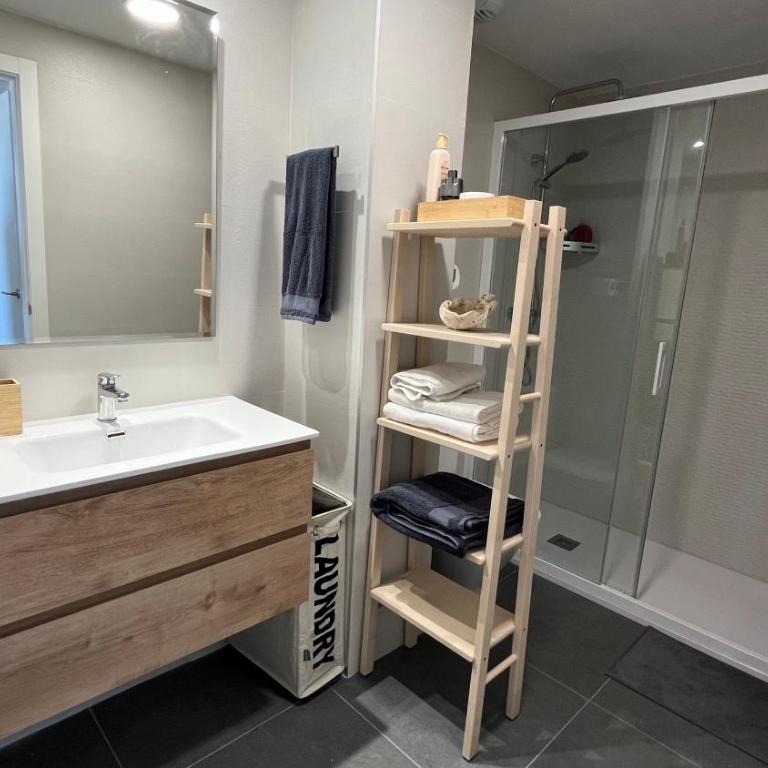 Calpesunrisetower - Three-Bedroom Apartment - 18