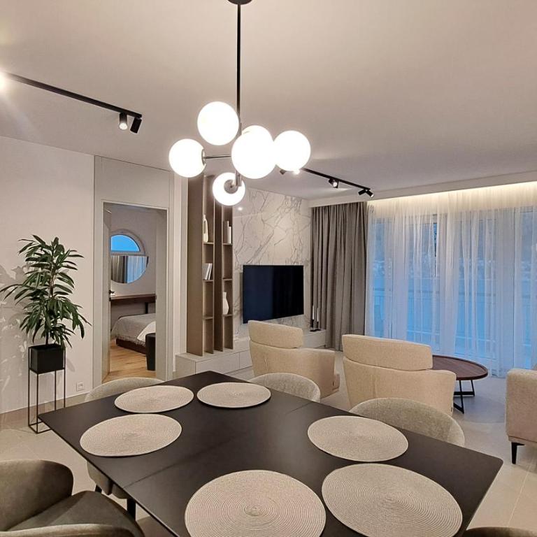 Vista Premium Apartment - Two-Bedroom Apartment - 13