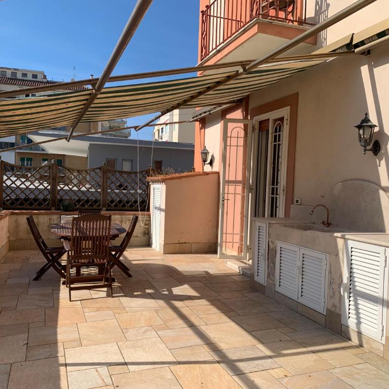 La tua casa nel centro di Ostia - Casa con 2 Camere da Letto - 20